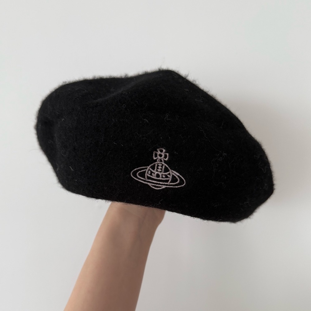 Black Vivienne Westwood Beret